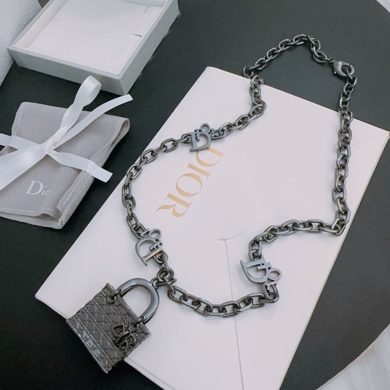 chr1st1an D10r necklaces